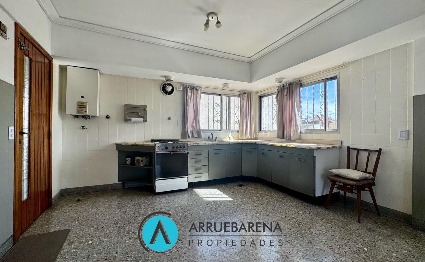 Foto de VENTA PH 2 AMBIENTES SIN EXPENSAS EN LANUS OESTE, imagen 5