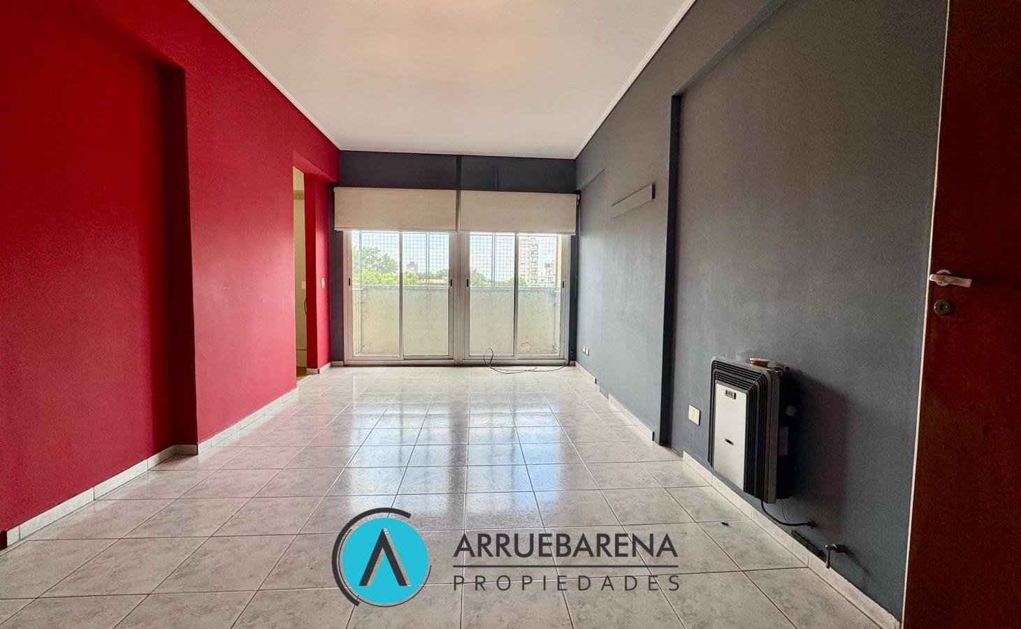 Foto de VENTA DEPARTAMENTO 4 AMBIENTES EN REMEDIOS DE ESCALADA, imagen 2
