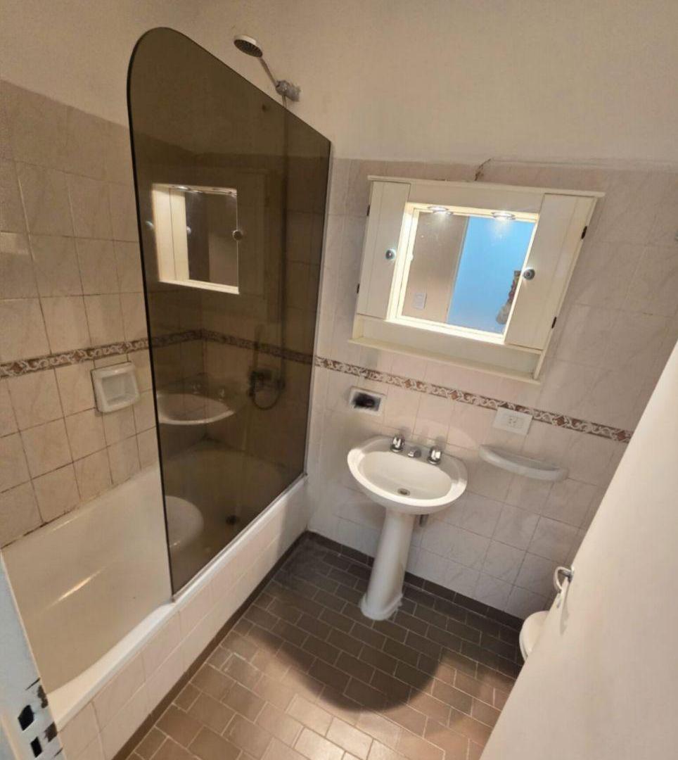 Foto de OPORTUNIDAD EN VENTA! DEPARTAMENTO 2 DORM. CENTRO, imagen 5