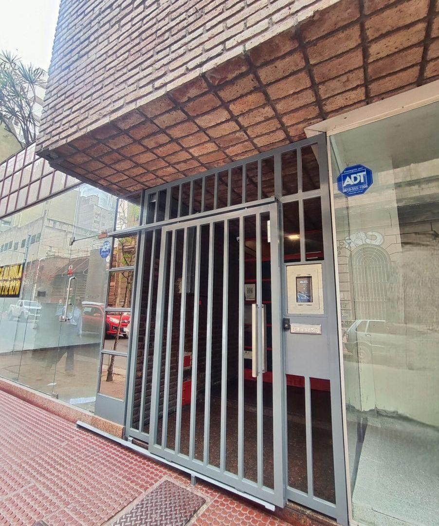 Foto de OPORTUNIDAD EN VENTA! DEPARTAMENTO 2 DORM. CENTRO, imagen 1