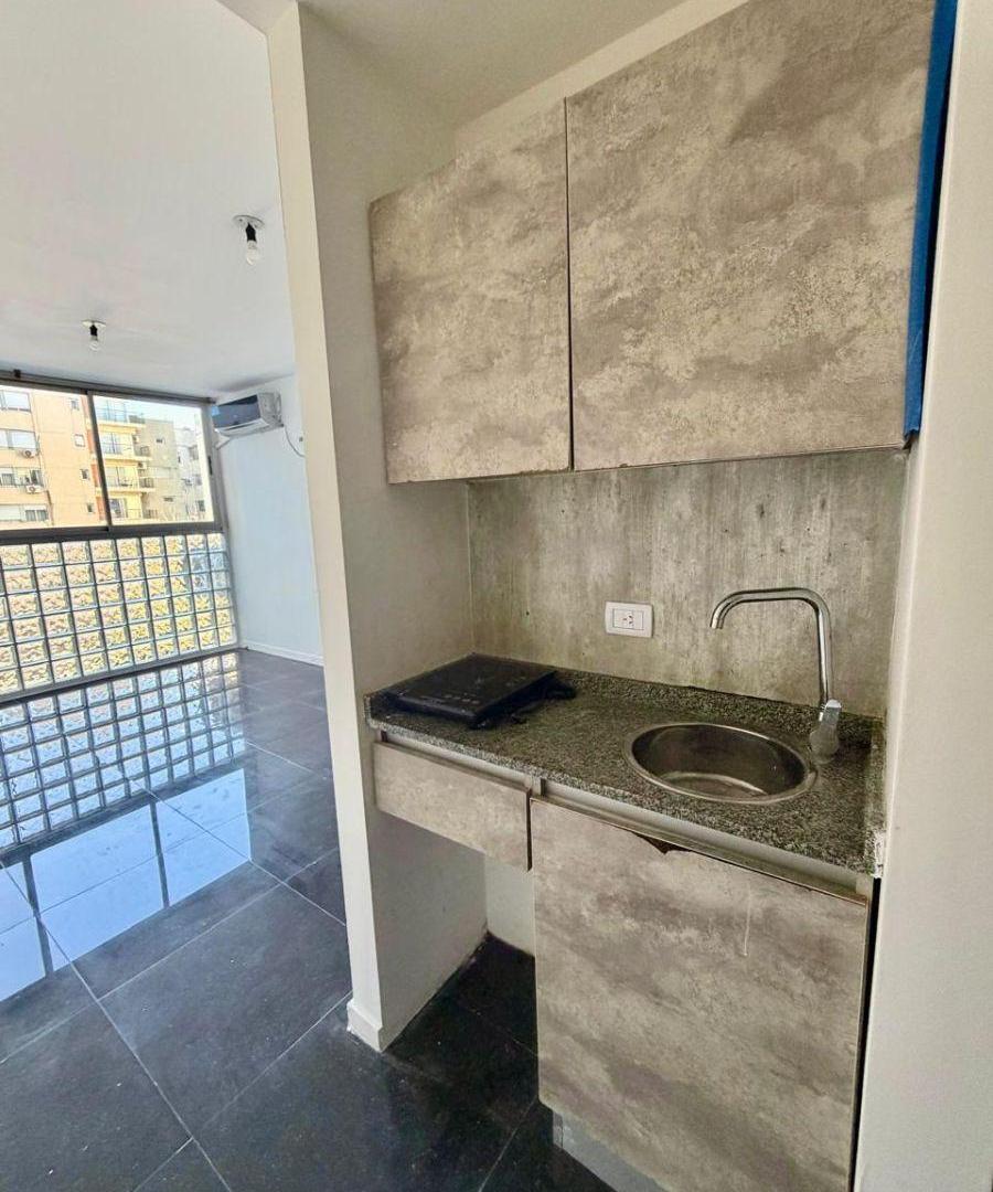 Foto de VENTA Monoambiente Apto Profesional con Pileta y Laundry, imagen 2