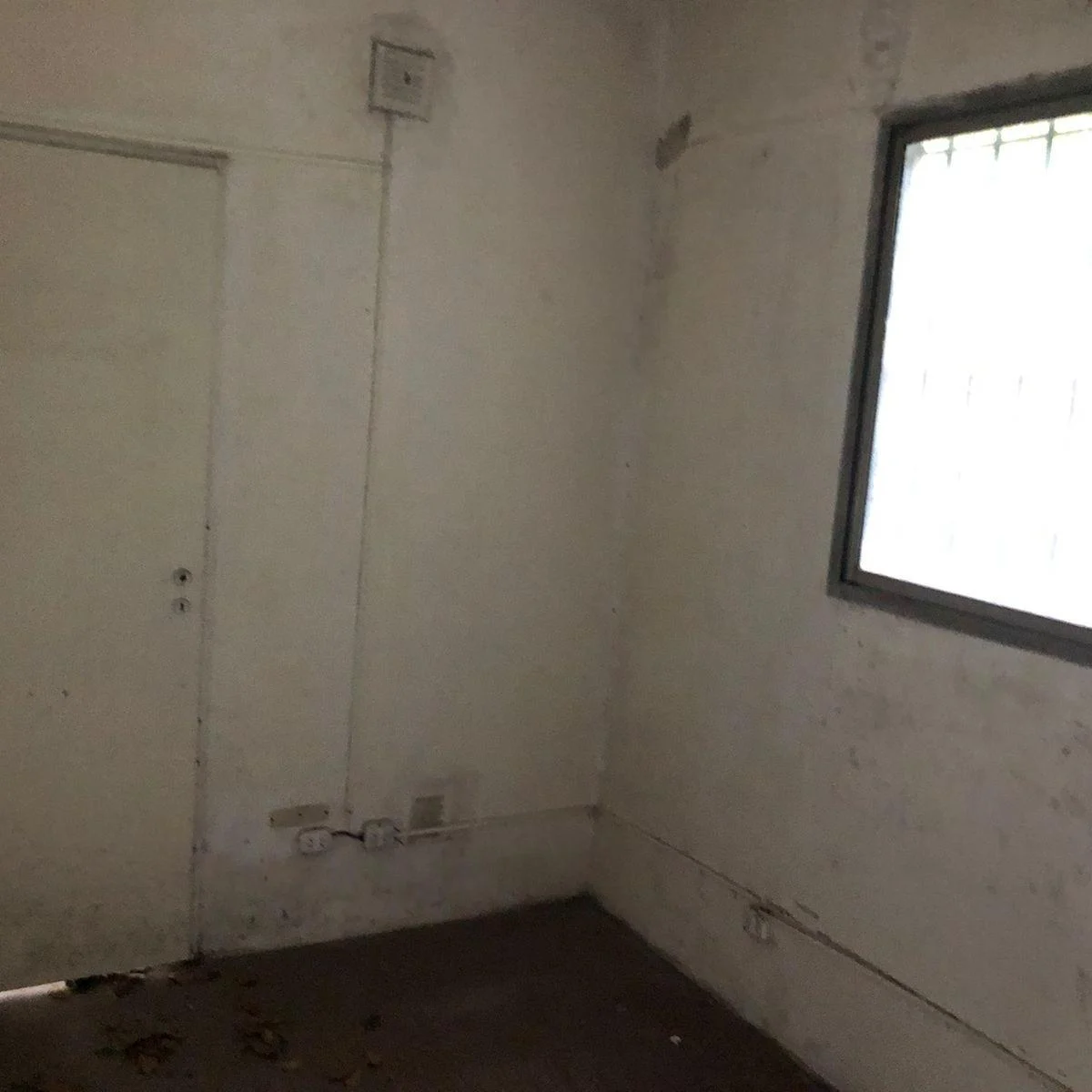 Oportunidad Comercial en San Miguel: Propiedad Versátil en Ubicación Privilegiad 5