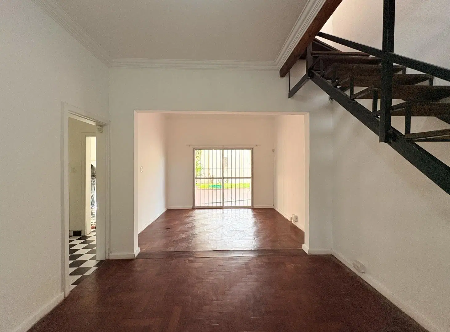 Casa 6 Ambientes en Venta en Bella Vista 3