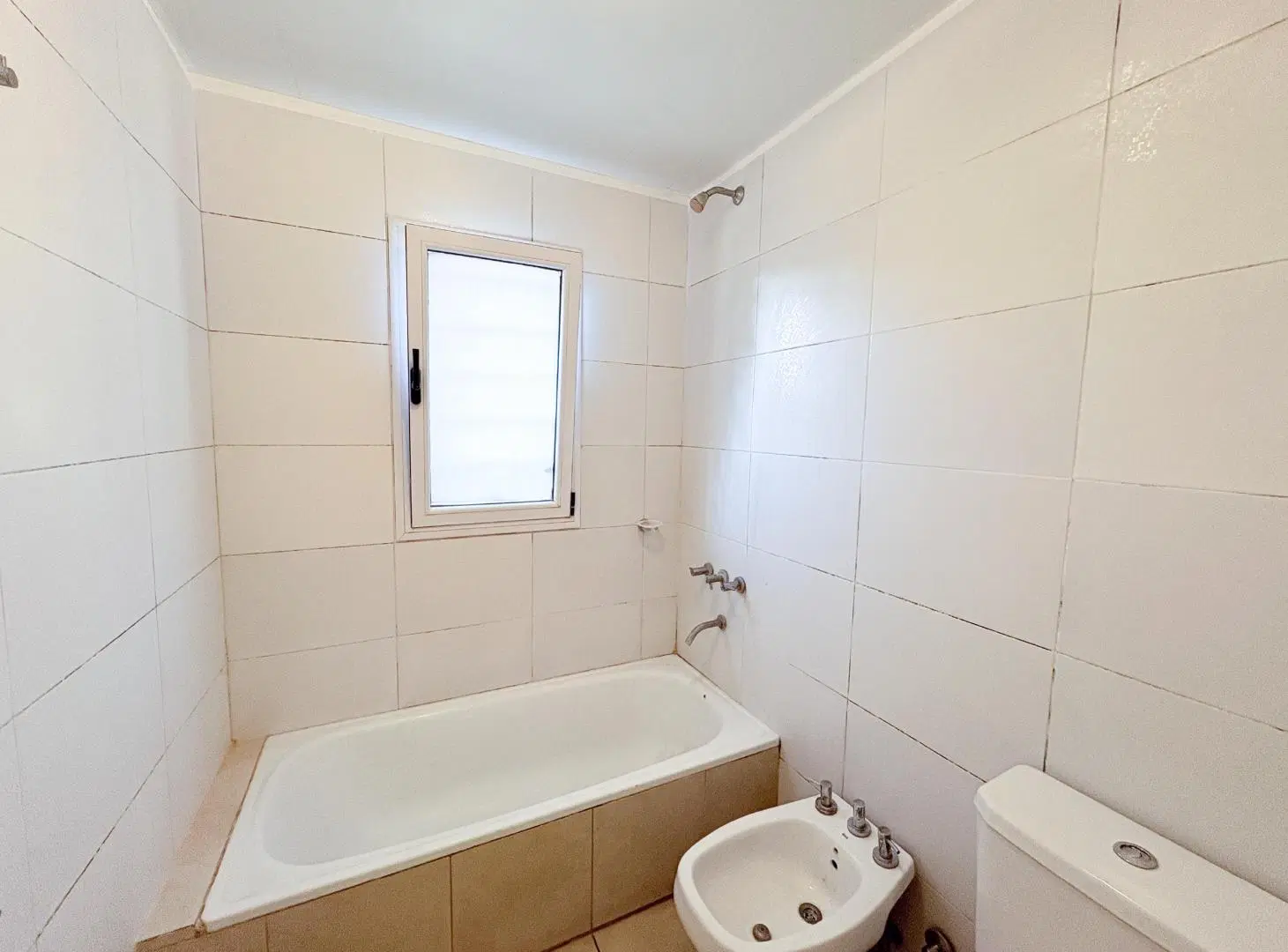 DEPARTAMENTO 2 AMBIENTES EN ALQUILER – MUÑIZ 4