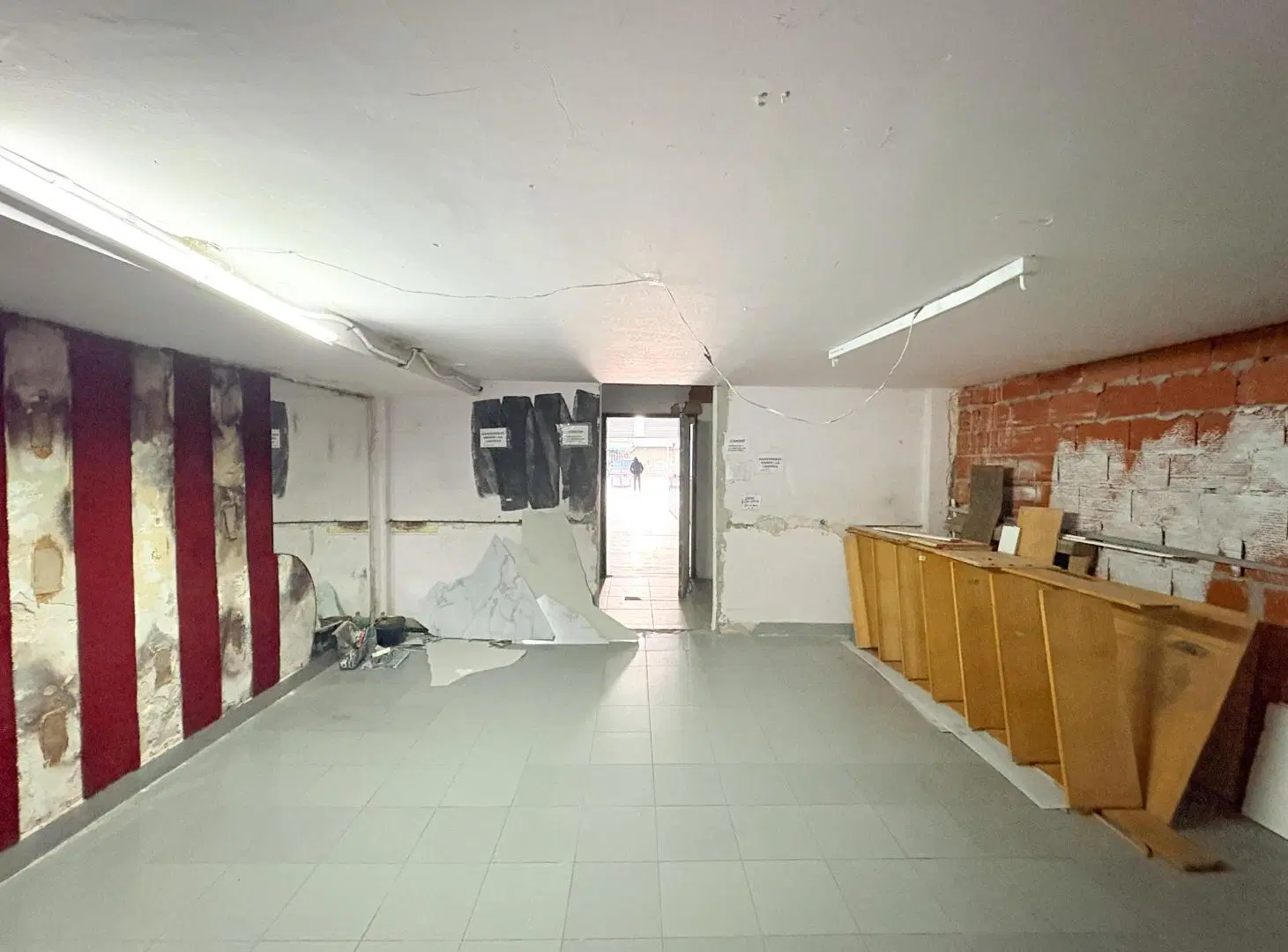 Local comercial en alquiler sobre la principal avenida de San Miguel. 8