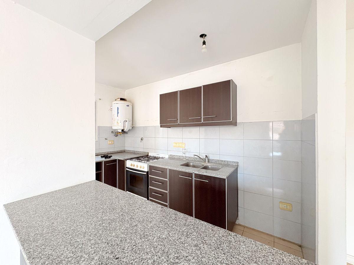Foto de Departamento 3 Ambientes en Alquiler – José C. Paz, imagen 3