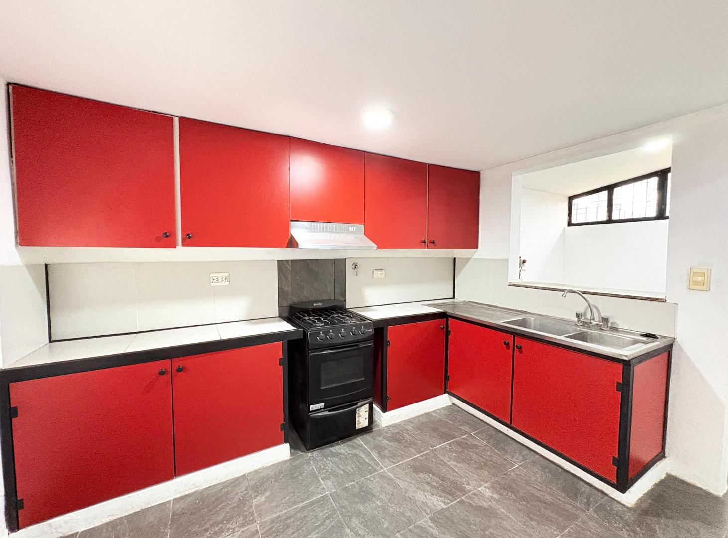 Foto de Casa 4 Ambientes en Alquiler – Muñiz, imagen 1