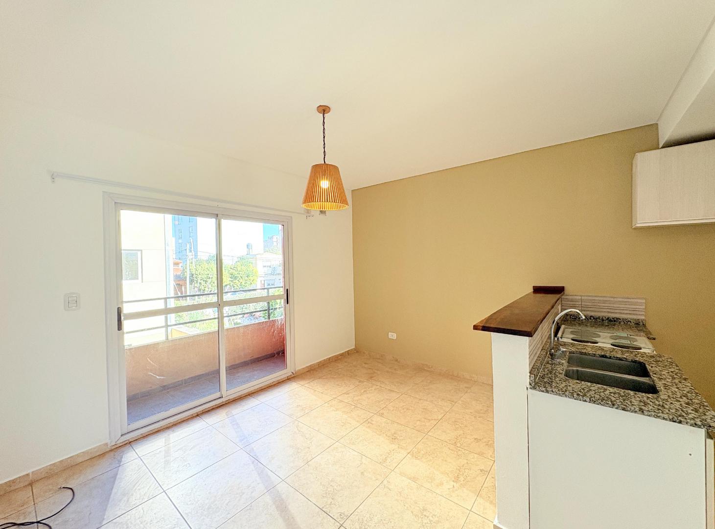 Foto de Departamento 2 Ambientes con Cochera en Alquiler – San Miguel, imagen 5