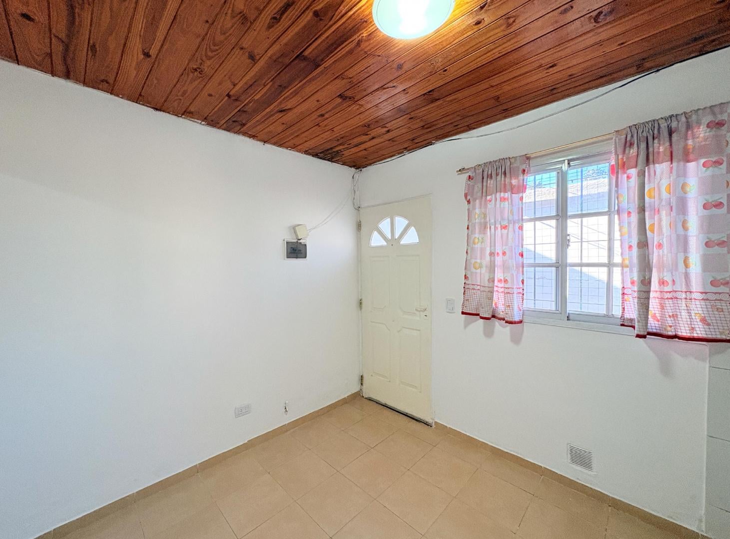 Foto de Departamento 2 Ambientes en Alquiler – San Miguel, imagen 4