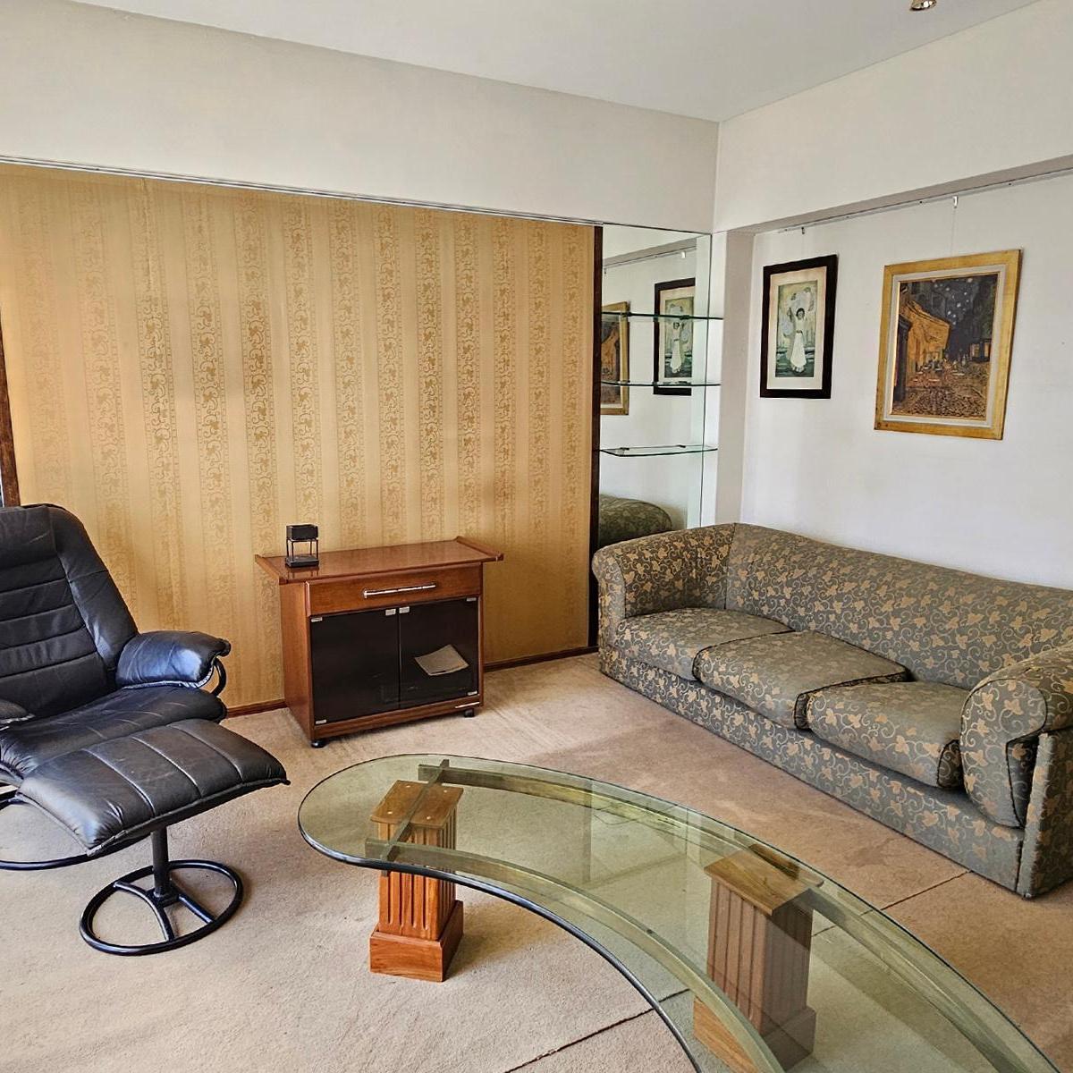 Departamento Amplio en Zona Residencial 3