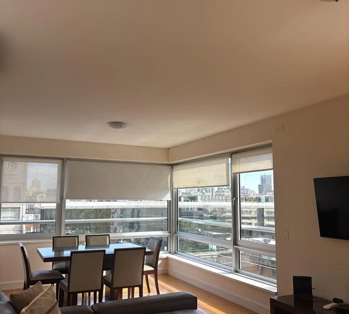 Departamento amoblado 2 ambientes con cochera en alquiler en Puerto Madero 3