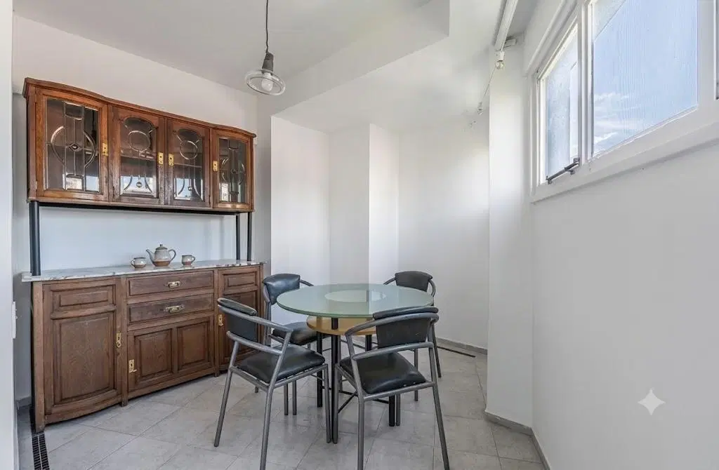 Triplex 6 ambientes con pileta y parrilla propia en venta en Belgrano 5