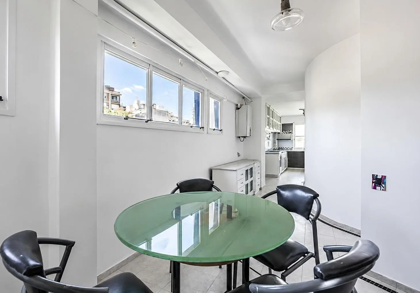 Triplex 6 ambientes con pileta y parrilla propia en venta en Belgrano 3