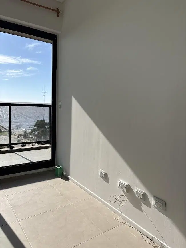 Departamento 2 ambientes con cochera en alquiler en Olivos con vista al rio 4