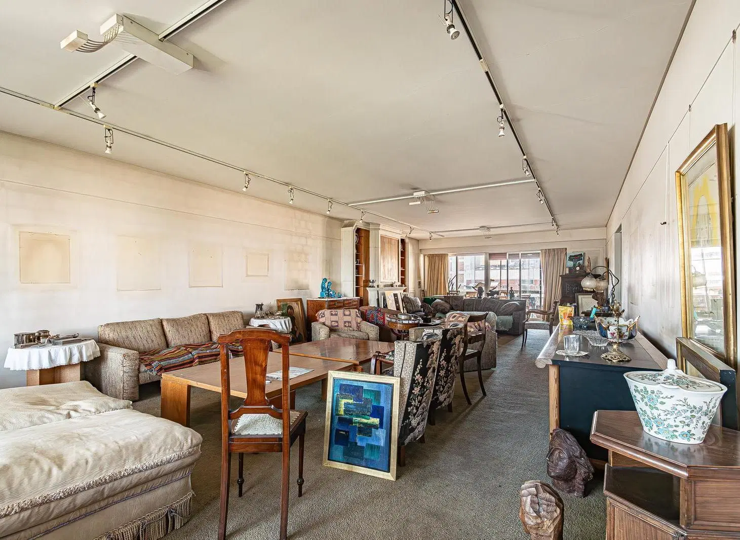 Oprtunidad departamento 5 ambientes en venta a reciclar en Belgrano 2