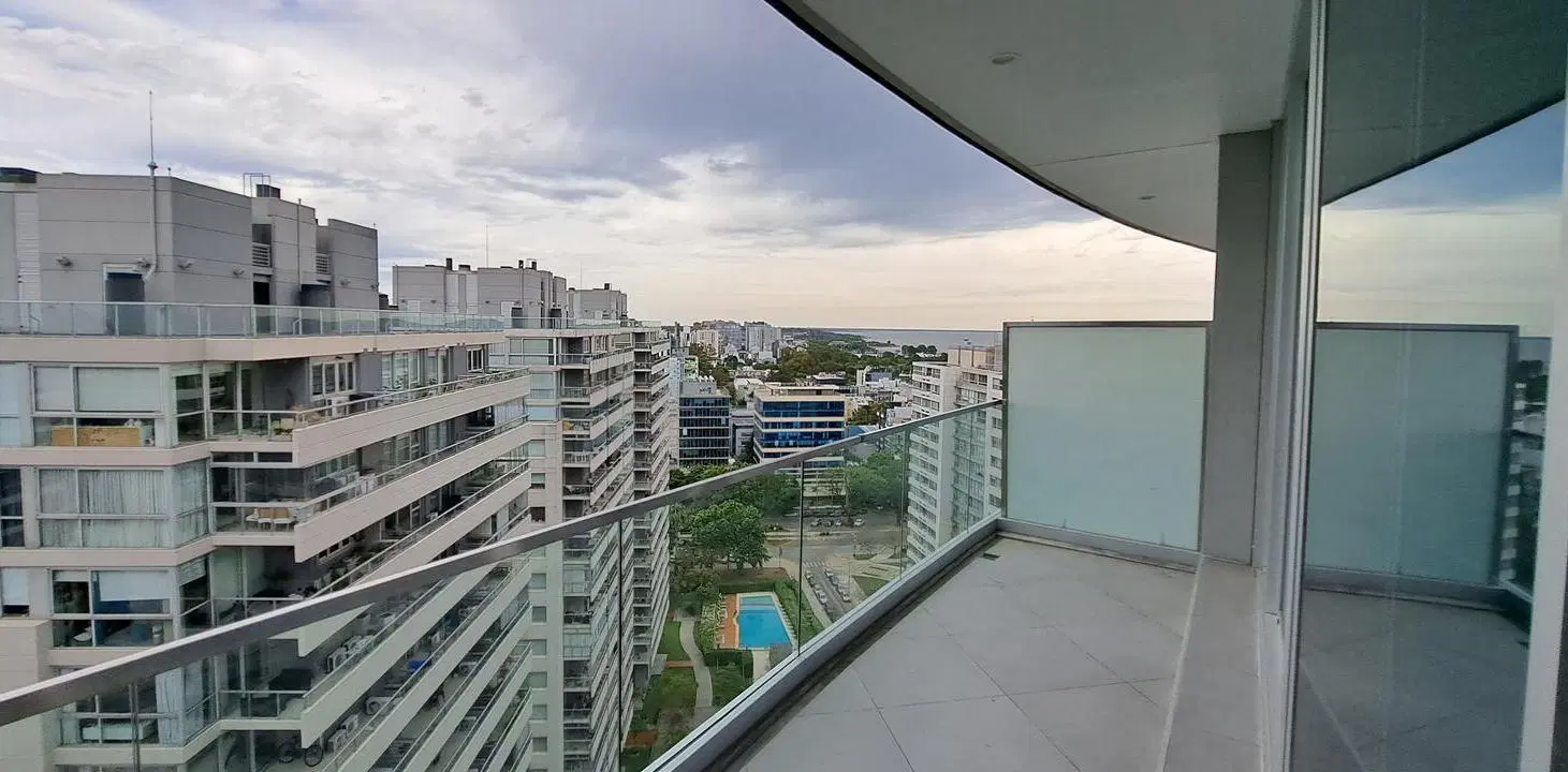 triplex en infinity towers de 4 ambientes + terraza 8