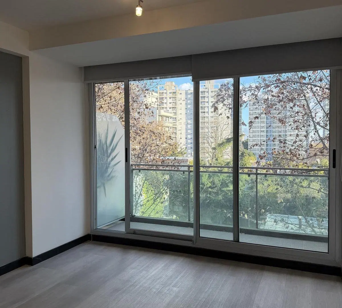 Departamento monoambiente con con cochera en alquiler en Palermo 3