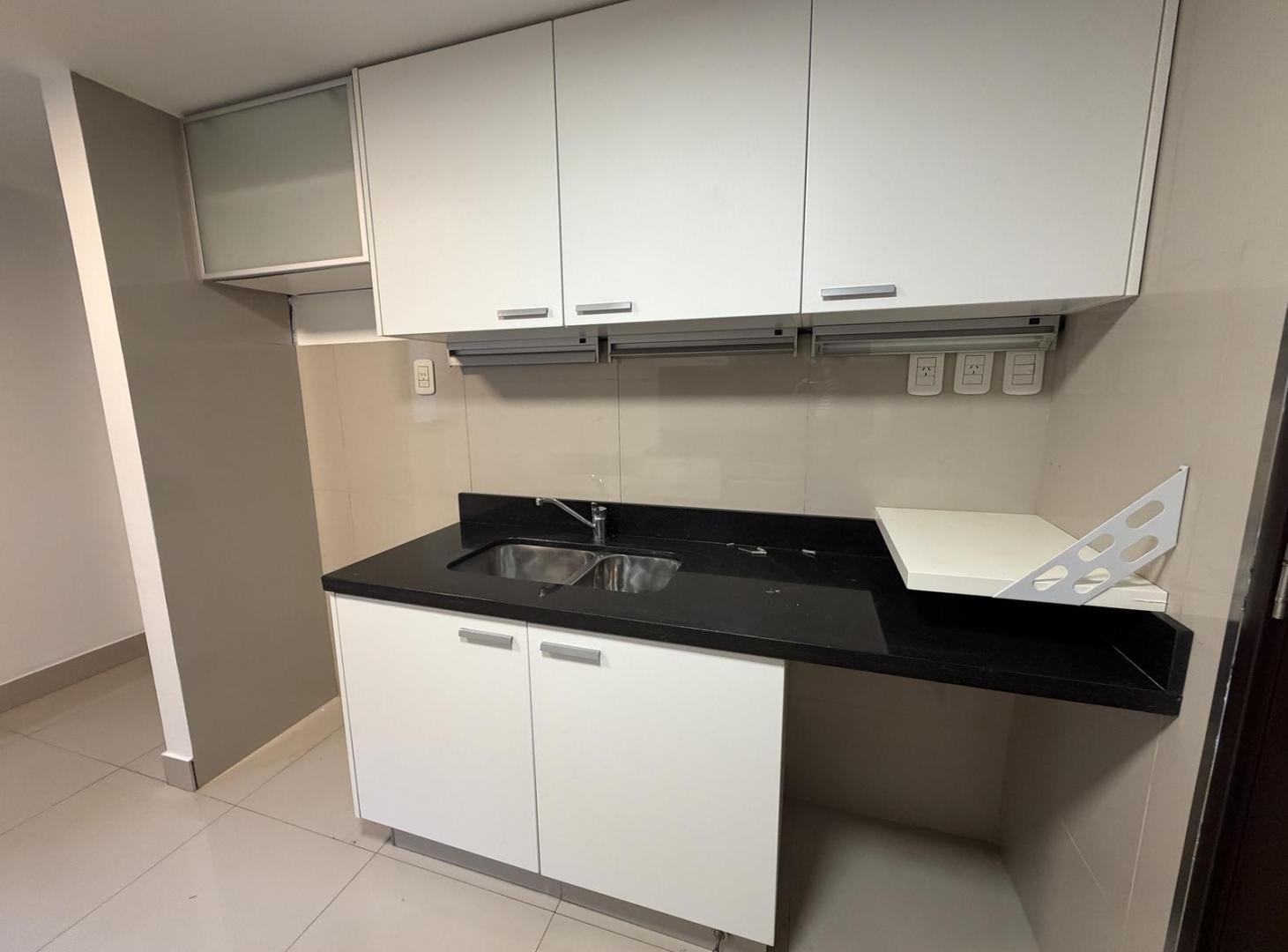 Foto de Departamento 4 ambientes con cochera en alquiler en Belgrano, imagen 2