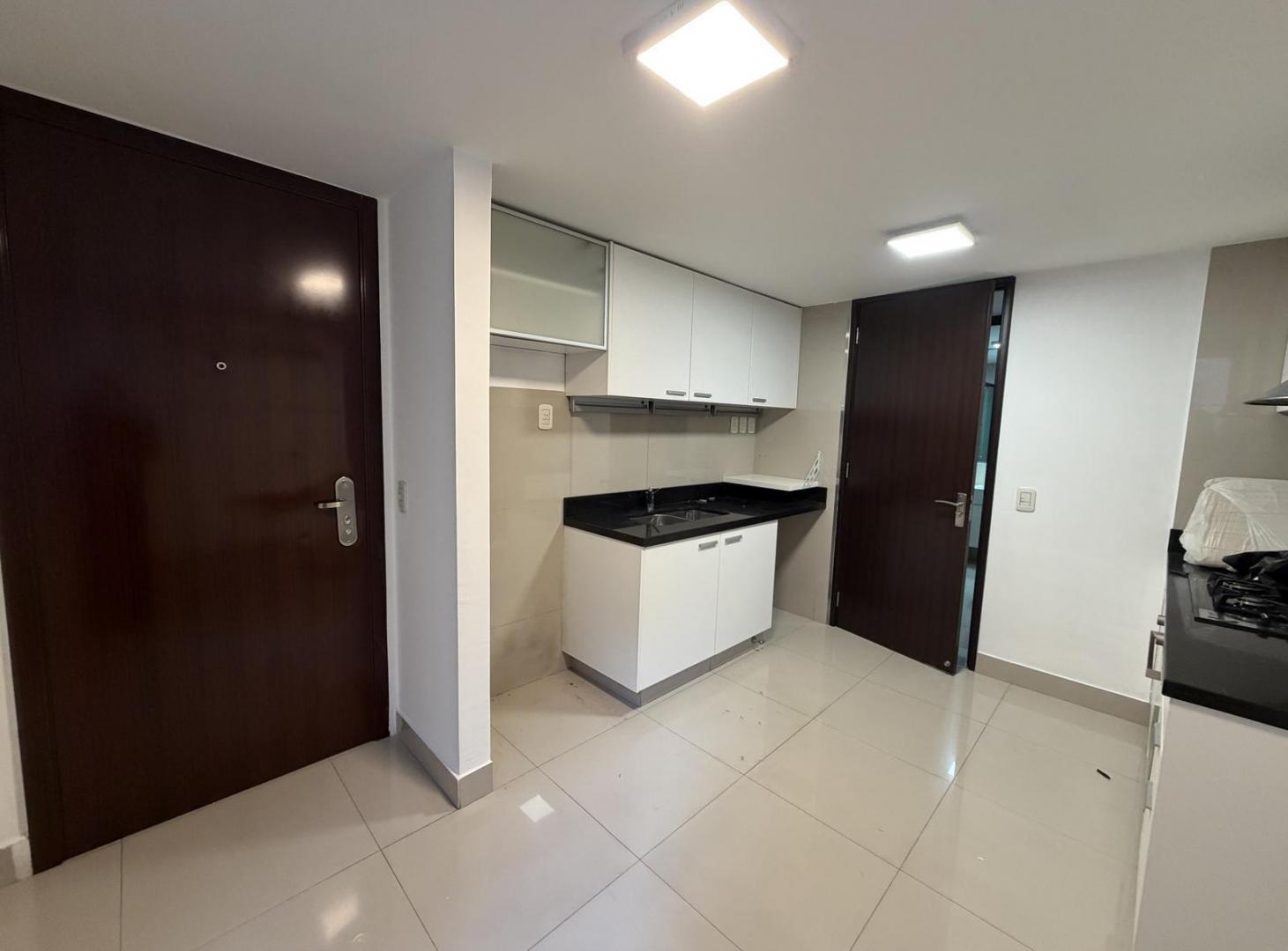 Foto de Departamento 4 ambientes con cochera en alquiler en Belgrano, imagen 4