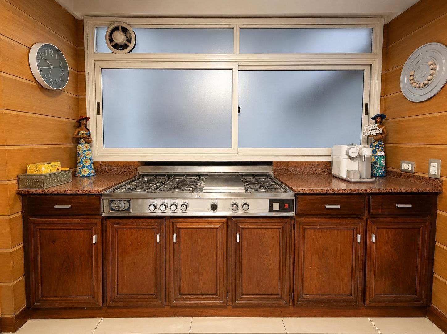 Foto de Departamento en venta o alquiler en Palermo de 6 ambientes, sobre Av, imagen 5