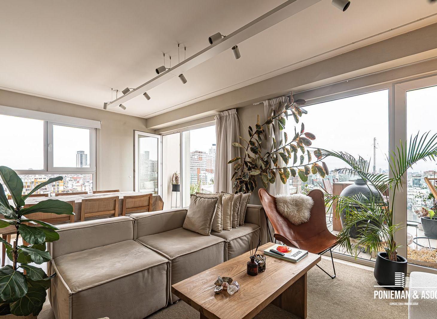 Foto de Departamento duplex con terraza privada con cochera en venta y alquiler, imagen 3