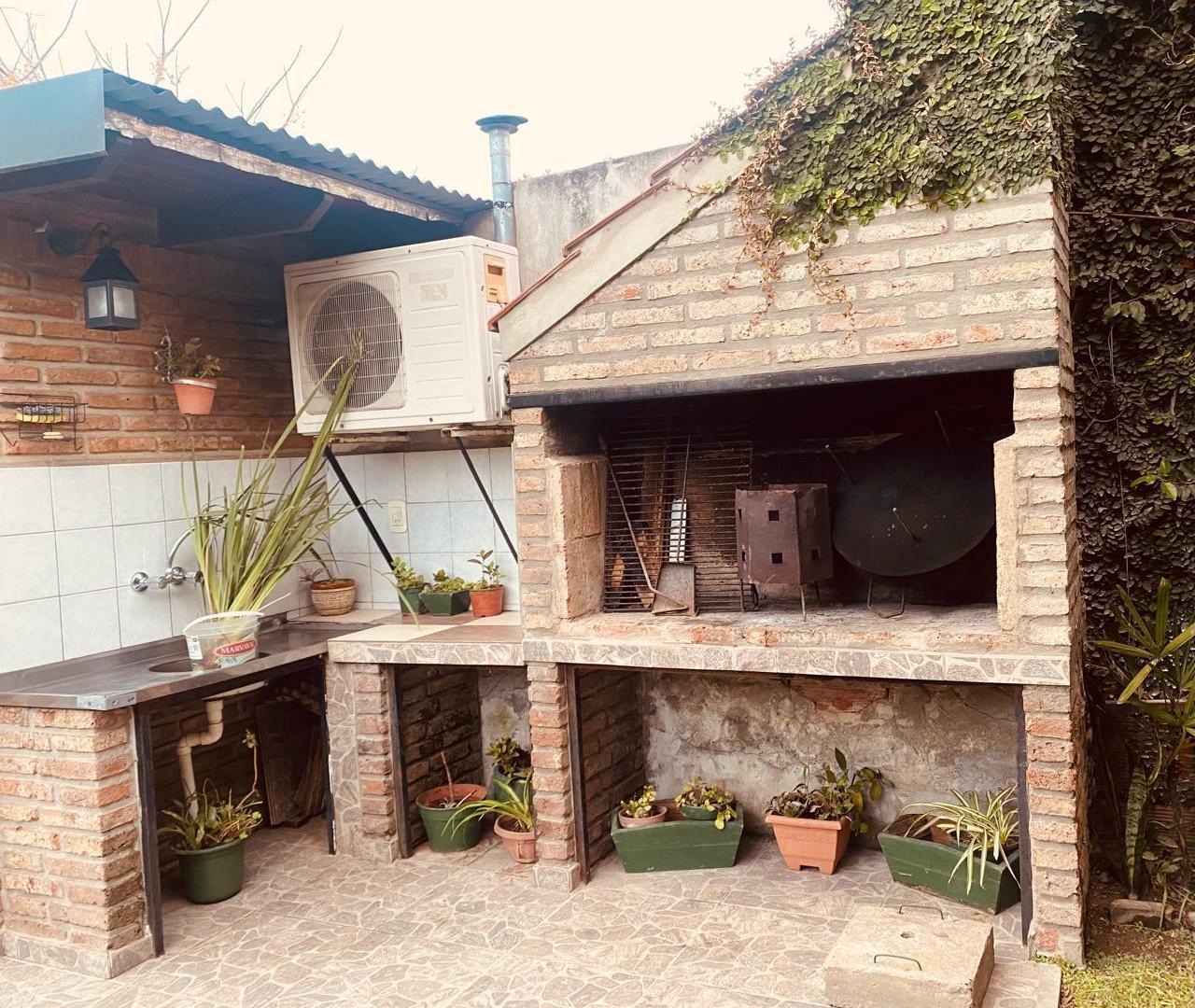 Casa En Venta Barrio Altos De Mendoza. Rosario. Apta Credito