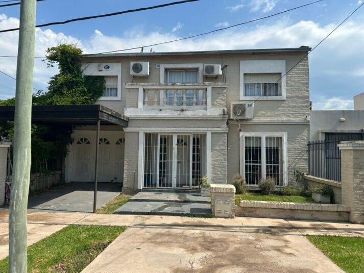 Casa tres dormitorios, Roldán APTA CREDITO HIPOTECARIO Barrio Don Quijote