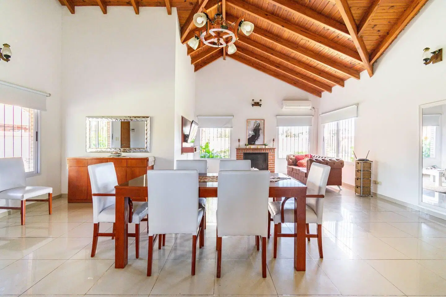 Casa en alquiler Funes 4