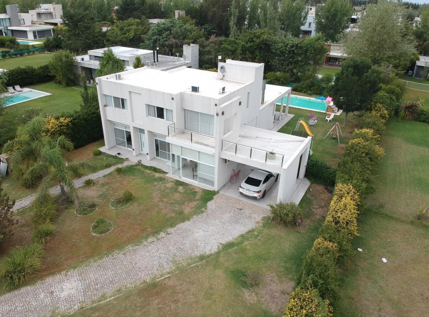 Casa en alquiler permanente Puerto Roldán, naturaleza, seguridad y confort