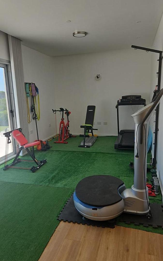 Foto de Casa 3 dormitorios Playroom Barrio Cerrado Puerto Roldan, imagen 4