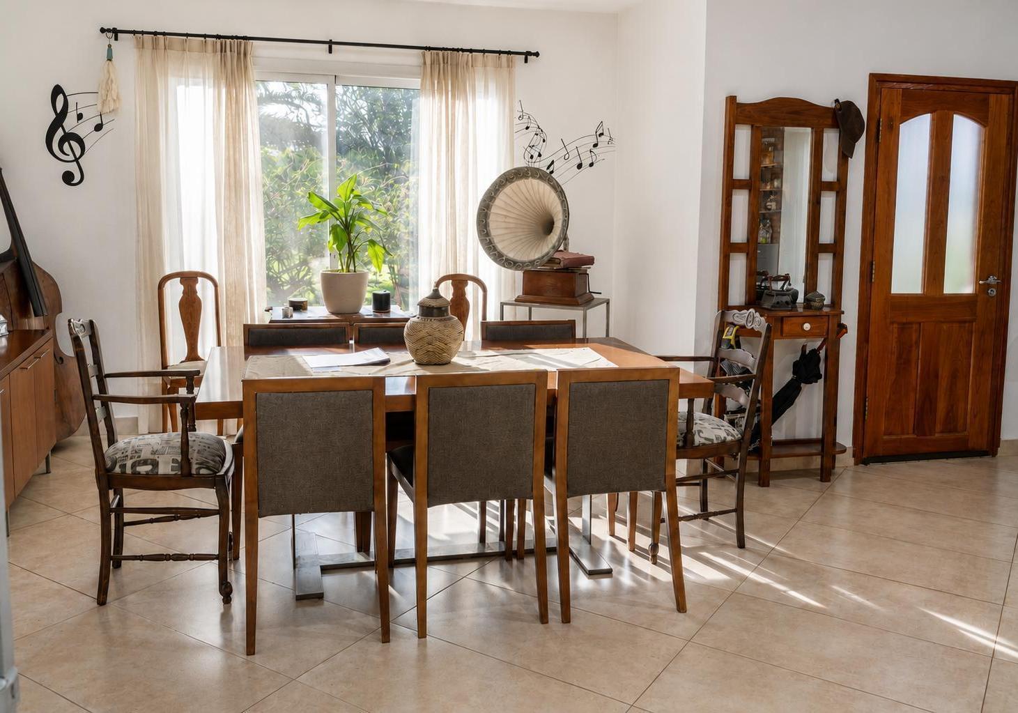 Foto de Casa de una planta 3 dormitorios pileta Puerto Roldan, imagen 4