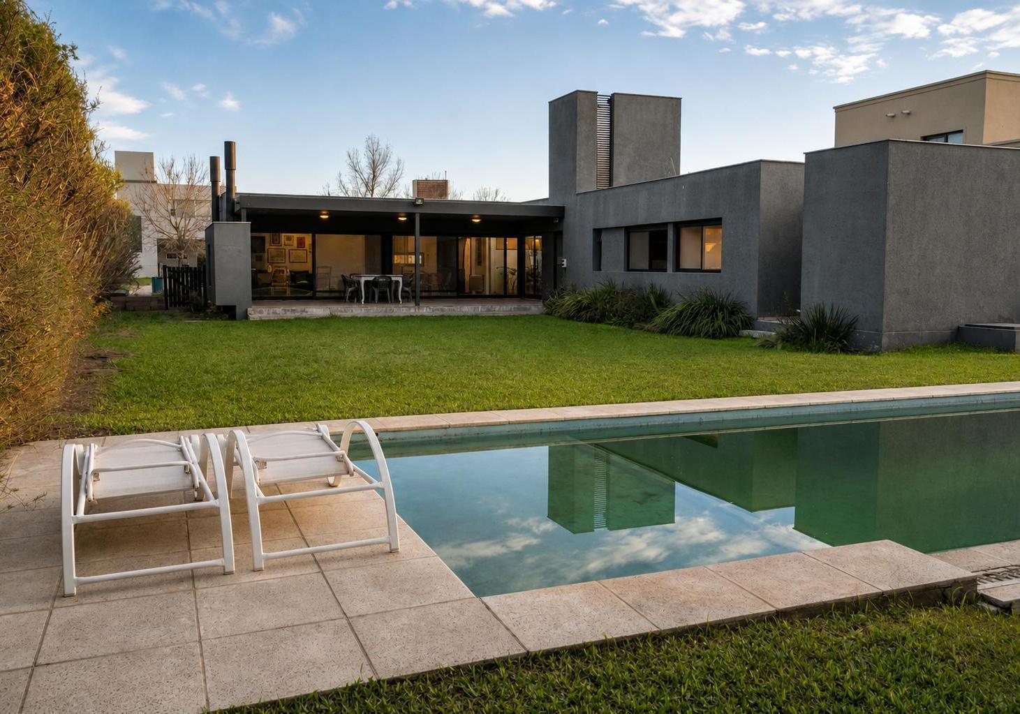 Foto de Casa Puerto Roldan una planta 3 dormitorios pileta, imagen 2