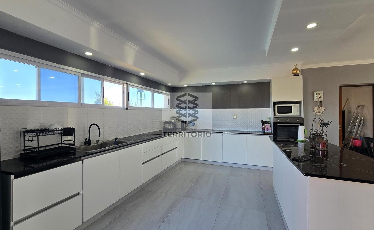 Foto de Casa nueva sobre lote 2.000 m², pileta y vista al campo, imagen 4