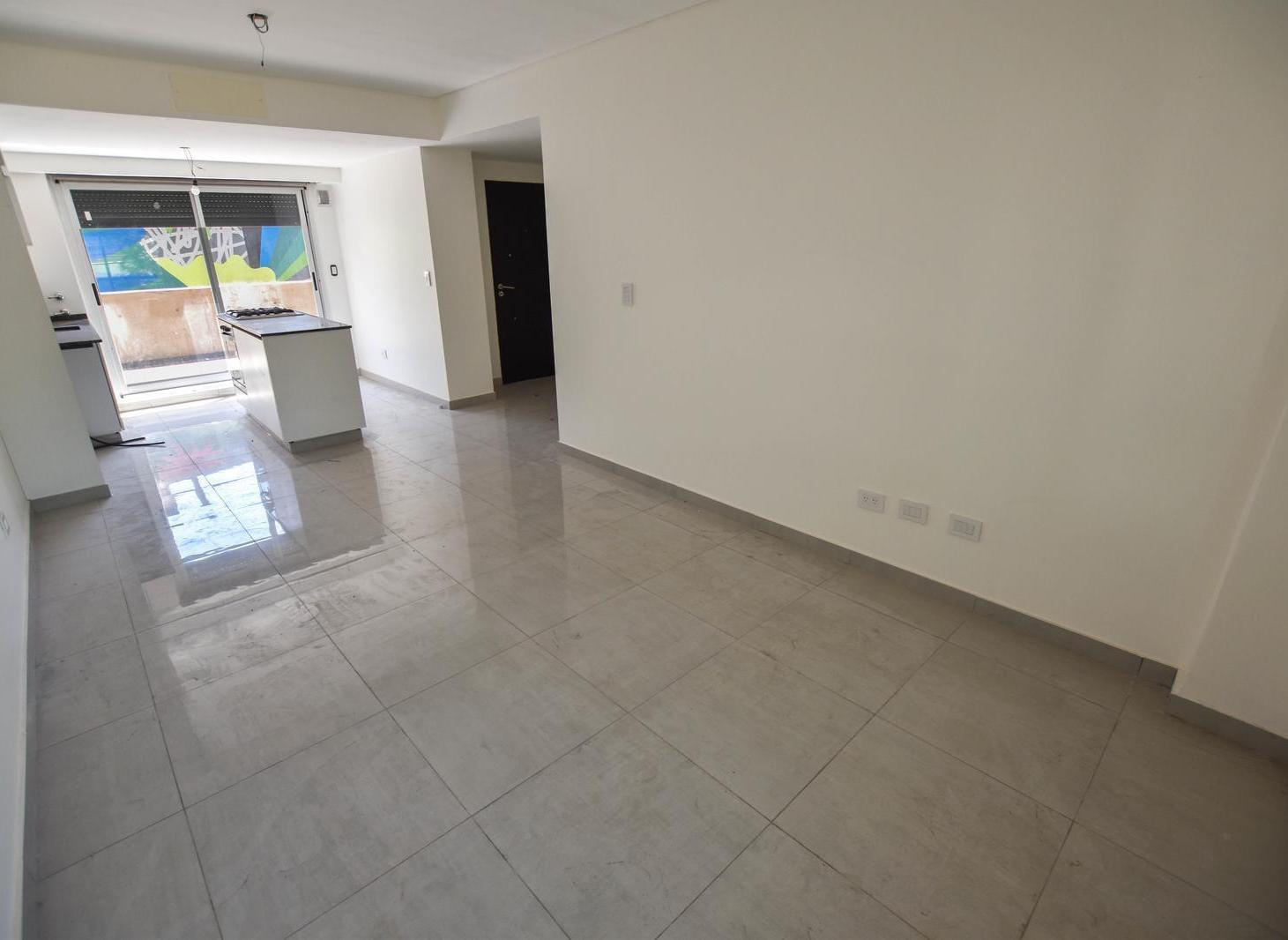 Foto de Departamento en Venta, dos dormitorios con patio exclusivo. Echesortu., imagen 2