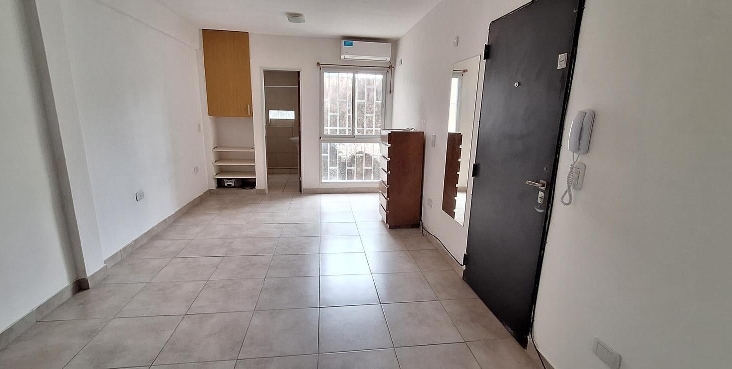 Departamento monoambiente en venta zona facultades.