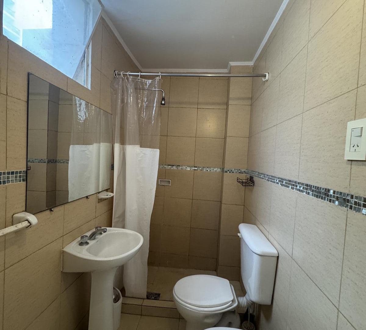 Foto de Jujuy 1800 | Departamento Reciclado LISTO PARA AIRBNB | Centro Río, imagen 4