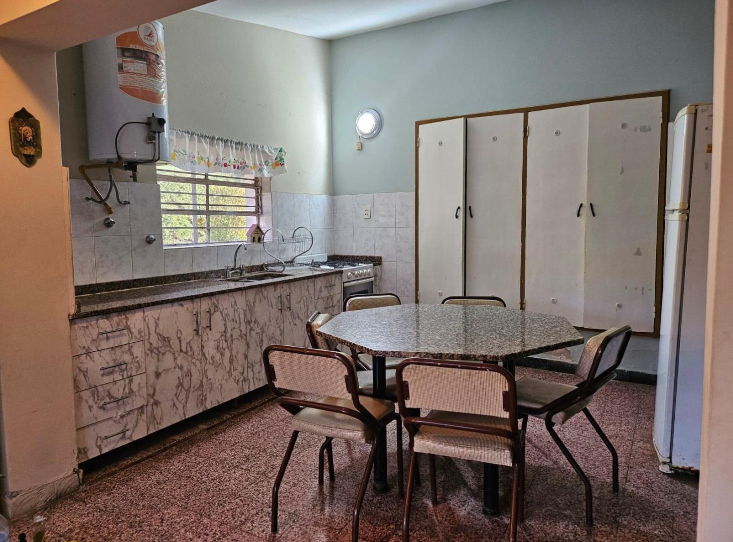 Foto de Casa 3 dormitorios y piscina en VENTA Jose Ingenieros al 3500 FUNES, imagen 3