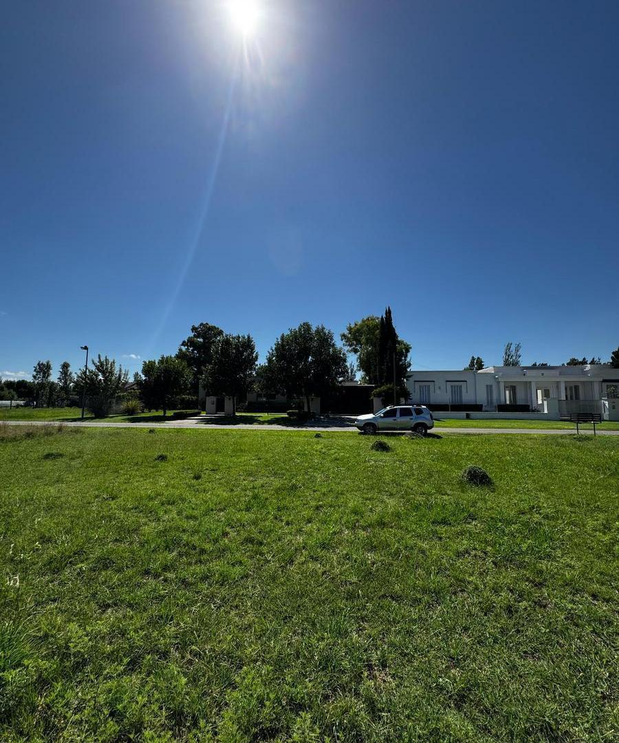 Foto de Terreno en Venta en Aldea Fisherton, imagen 1