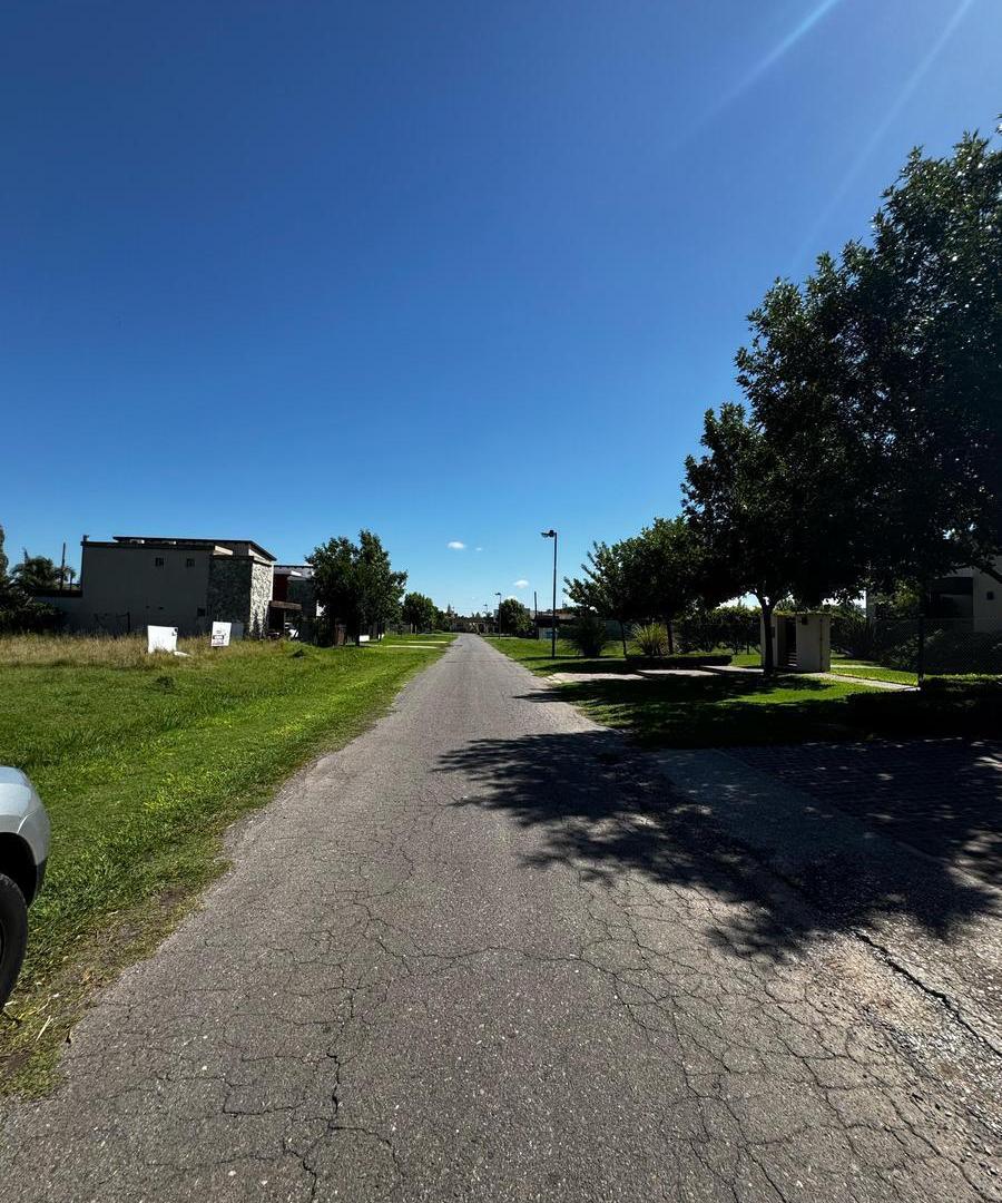 Foto de Terreno en Venta en Aldea Fisherton, imagen 5