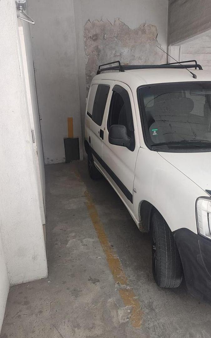 Foto de COCHERA en Venta - ITALIA al 1500, imagen 4