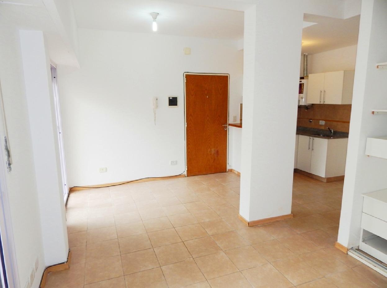 Foto de ALQUILER Departamento en Luis Agote, imagen 2