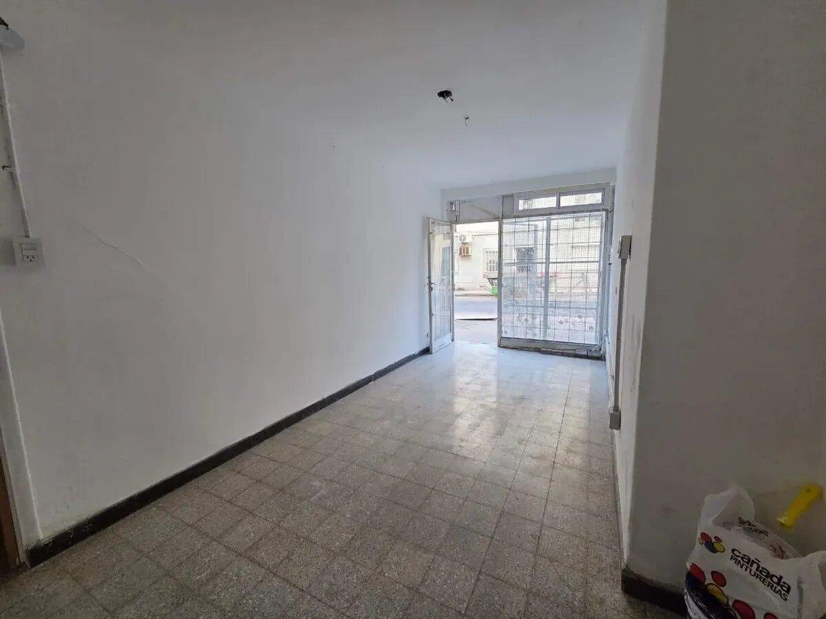 Foto de Alquiler Local Comercial 16m2 Maipu 500, imagen 3