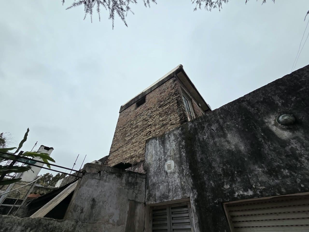 Foto de Venta 2 casas a reciclar sobre lote de 434m2 en Virasoro 2900, imagen 5