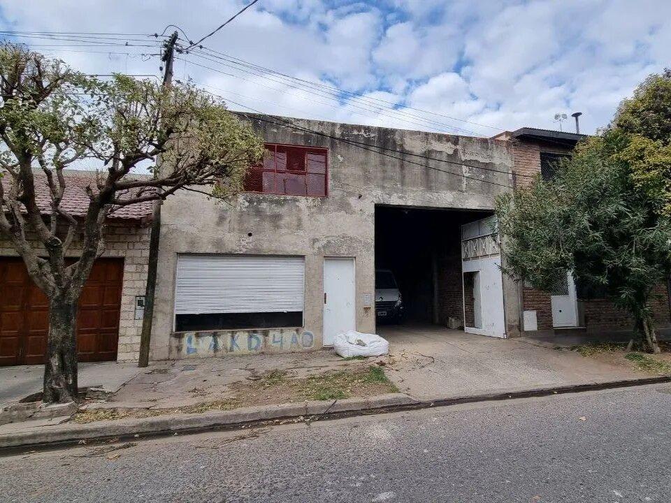 Foto de Venta Galpón Italobalbo 4500C Altura Coulin, imagen 1