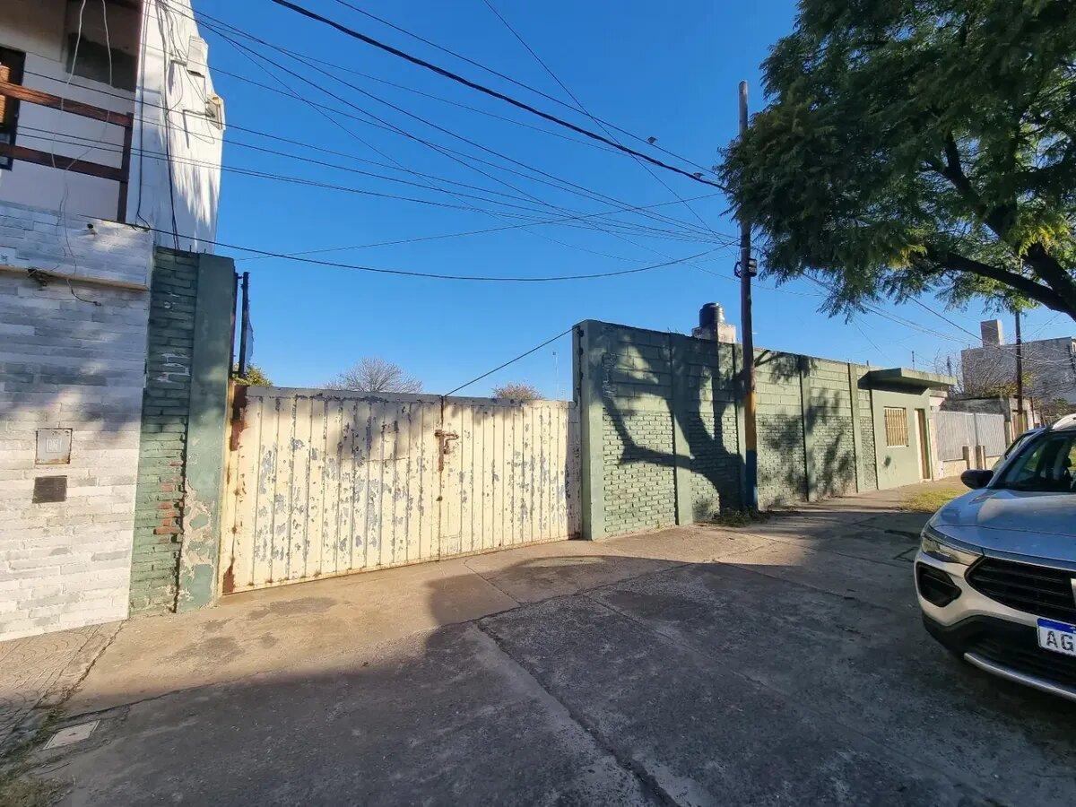 Foto de Terreno En Venta De 191m2 Ubicado En Alzugaray 900 Barrio Irigoyen, imagen 3