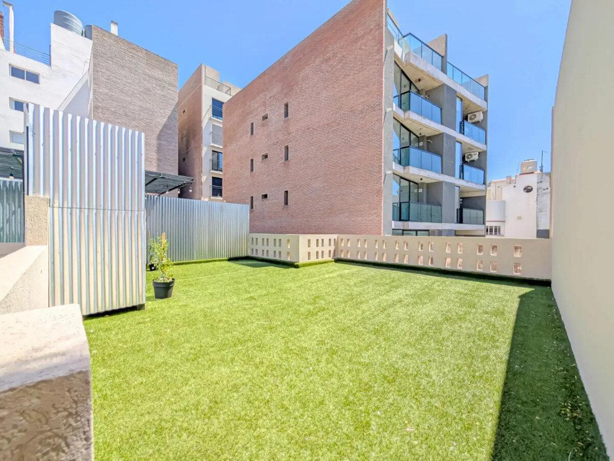 Foto de Casa Interna En Venta De 3 Dormitorios Con Cochera En Moreno 1900, imagen 3