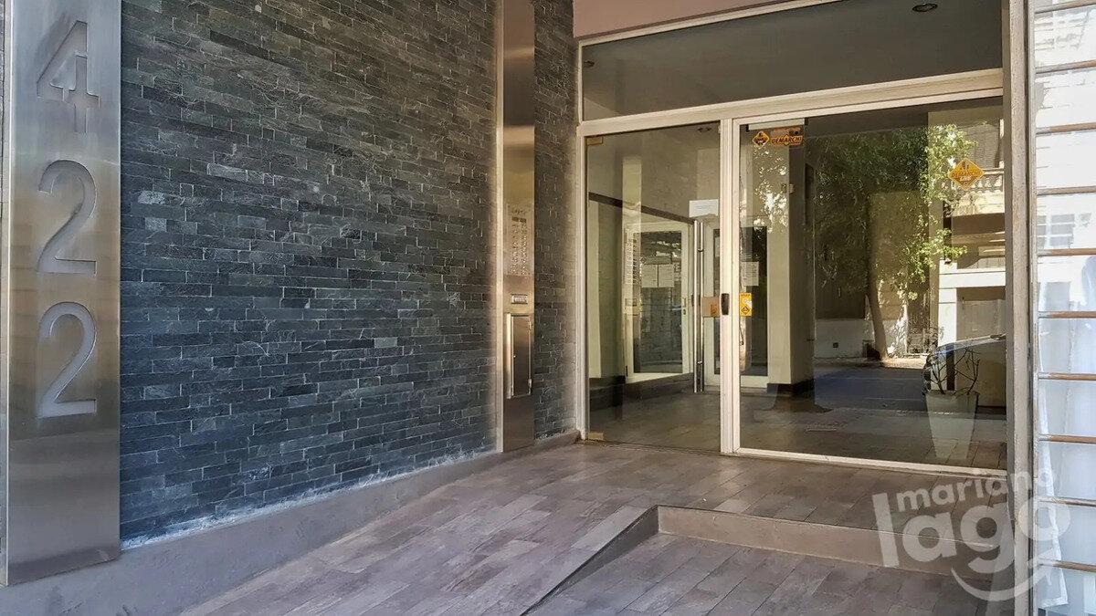Foto de Departamento 2 dormitorios con cochera en Ov Lagos 1400, imagen 1