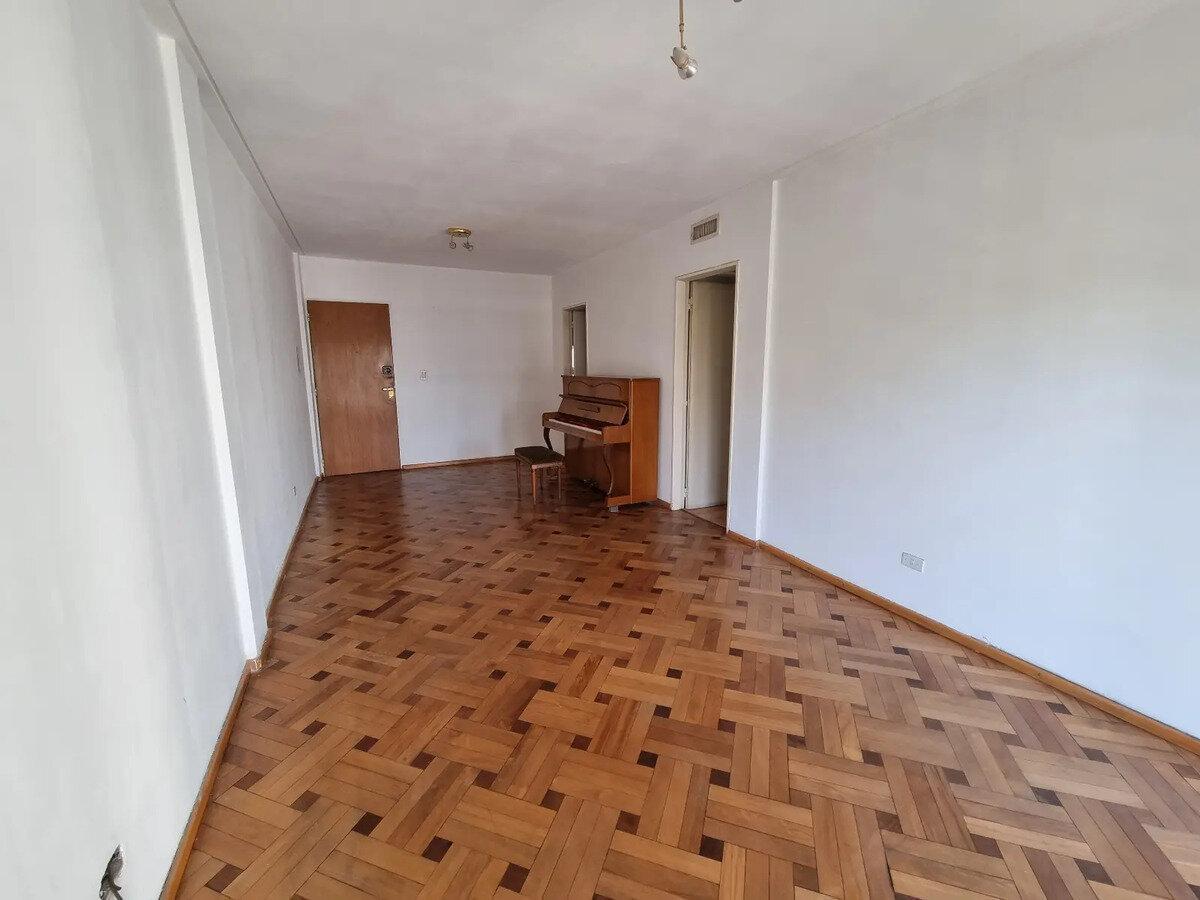Foto de Departamento En Venta De 2 Dormitorios C/ Cochera Santa Fe Y Alvear, imagen 1