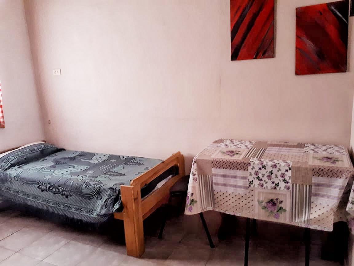 10084 - Casa en Venta en Carlos Paz Miguel Muñoz 7 Dorm. 2