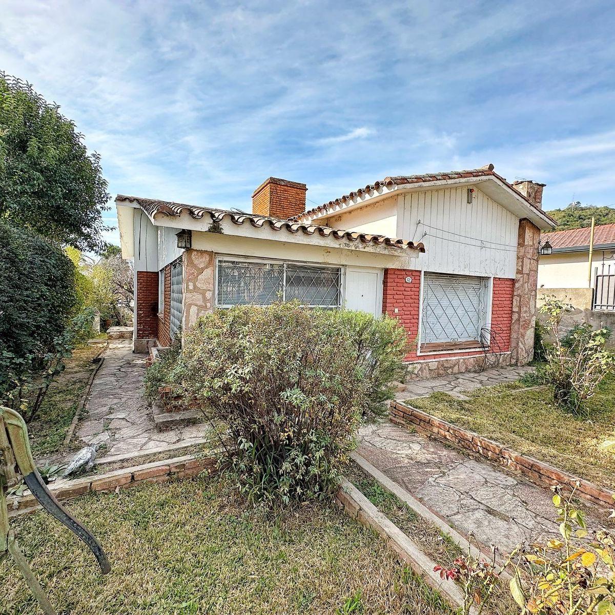 154 - Casa en Venta en Villa Carlos Paz - Las Malvinas - 3 Dorm. 2